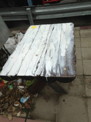 ขายโต้ะไม้เนื้อแข็ง4ชุดเพียง5800฿ สนใจสอบถามได้