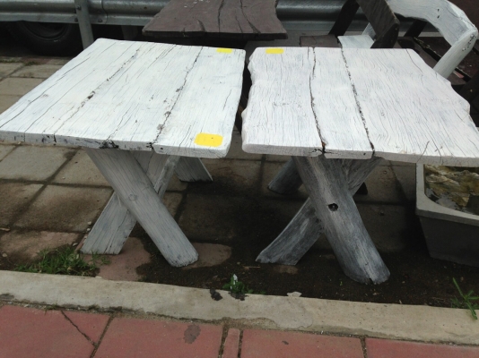 ขายโต้ะไม้เนื้อแข็ง4ชุดเพียง5800฿ สนใจสอบถามได้