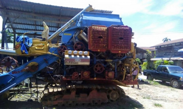 ขายรถเกี่ยวข้าว ศักดิ์พัฒนา อุ้ม2.5ตัน เครื่อง210เทอร์โบ ตัวเดิน12 ปั้ม22 สภาพพร้อมใช้งาน สนใจโทร 090-8588220คุณนะ 093-3258446คุณบิว ID:narong498 หรือเข้าดูสินค้าอื่นๆได้ที่ www.truck.in.th/498 หรือเพจFacebook ณรงค์ ซื้อขายรถมือสอง (เว็บไซต์ส่วนตัว) หรือF