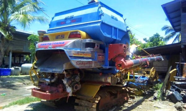 ขายรถเกี่ยวข้าว ศักดิ์พัฒนา อุ้ม2.5ตัน เครื่อง210เทอร์โบ ตัวเดิน12 ปั้ม22 สภาพพร้อมใช้งาน สนใจโทร 090-8588220คุณนะ 093-3258446คุณบิว ID:narong498 หรือเข้าดูสินค้าอื่นๆได้ที่ www.truck.in.th/498 หรือเพจFacebook ณรงค์ ซื้อขายรถมือสอง (เว็บไซต์ส่วนตัว) หรือF