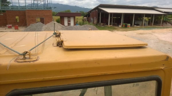 KOMATSU PC60-6 KOMATSU PC60-6