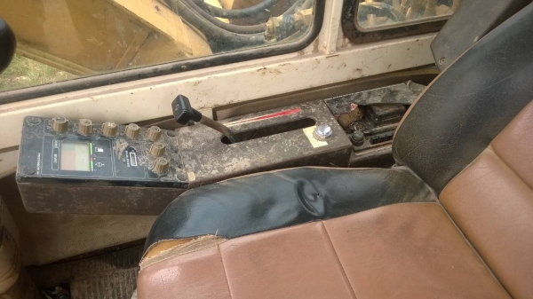 KOMATSU PC60-6 KOMATSU PC60-6