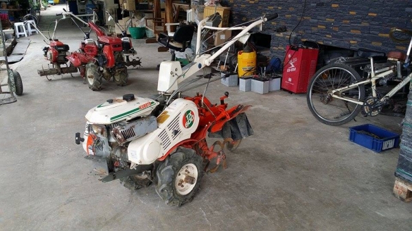 รถไถเดินตาม KUBOTA  รุ่น TX600 ขนาด 6 แรง  เครื่องยนต์เบนซิน  เก่าญี่ปุ่น  สภาพสวย