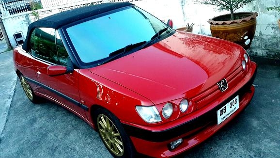 เปอโย 306 เปิดประทุน หล่อๆน่าสะสมครับ เปอโย 306 เปิดประทุน หล่อๆน่าสะสมครับ