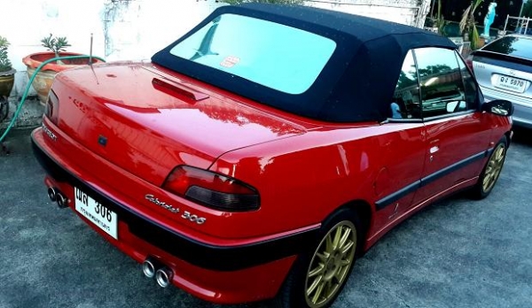 เปอโย 306 เปิดประทุน หล่อๆน่าสะสมครับ เปอโย 306 เปิดประทุน หล่อๆน่าสะสมครับ