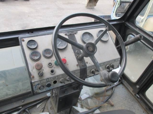 ขายรถบด DYNAPAC รุ่น CC422 สภาพสวยพร้อมใช้งานค่ะ