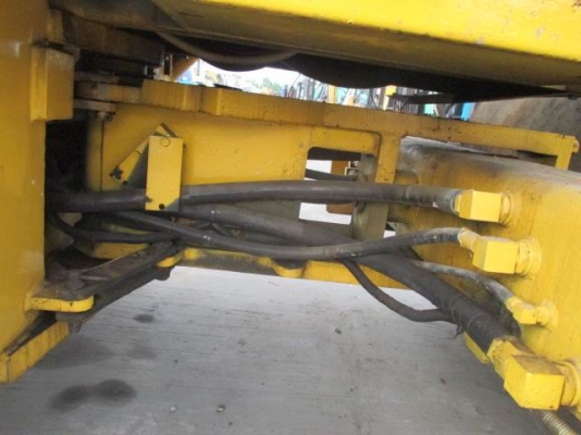 ขายรถบด DYNAPAC รุ่น CC422 สภาพสวยพร้อมใช้งานค่ะ