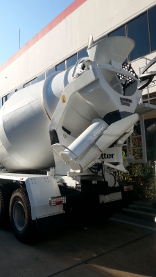 ขาย รถบรรทุกFUSO 10 ล้อ พร้อมโม่ 6 คิว