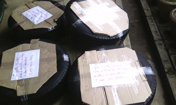 แม็กขอบ15- 5รู114 พร้อมยาง มิชลิน215-70-R15(4ล้อ 4,900บ.) แม็กขอบ15- 5รู114 พร้อมยาง มิชลิน215-70-R15(4ล้อ 4,900บ.)