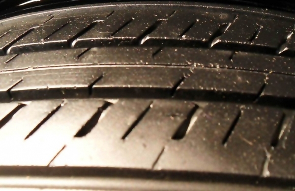 ยางรถกระบะขอบ15 บริดสโตน205-70-R15ลงพื้นปี14 (4เส้น 4,200บ) ยางรถกระบะขอบ15 บริดสโตน205-70-R15ลงพื้นปี14 (4เส้น 4,200บ)