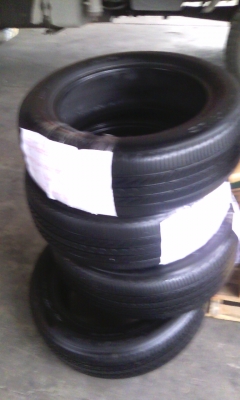 ยางขอบ17 มิชลิน215-60-R17ลงพื้นปลายปี12 (4เส้น2,900บ) ยางขอบ17 มิชลิน215-60-R17ลงพื้นปลายปี12 (4เส้น2,900บ)