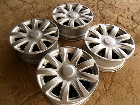 ล้อแม็กแท้ ขอบ17_5รู114 สีสวย ok(4วง 5,900บ.)