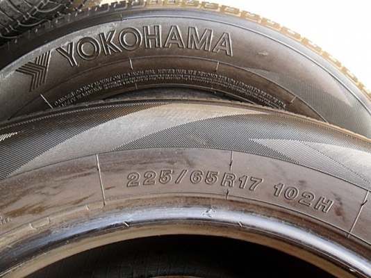 ยางขอบ17 โยโกฮาม่า 225-65-R17ลงพื้นปี13(4เส้น3,900บ)