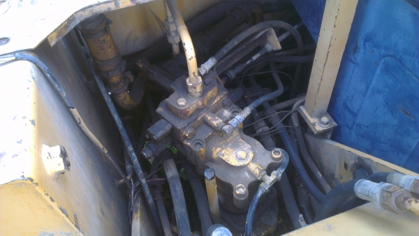 KOBELCO SK03 ขนาด 60 KOBELCO SK03 ขนาด 60