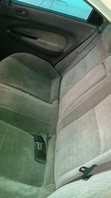 ขายมาสด้า 323 เกียร์ออโต้ ติดแก๊ส lpg