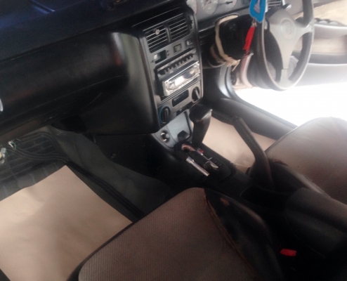 TOYOTA CORONA 1.6 AT ปี 94 รถสวยพร้อมใช้งานได้เลยครับ ชุดแต่งล้อแม็กขอบ 17 สวยๆ ภายในเก๋งคอนโซลสวยครบ CD MP3 แอร์ พ.เพาเวอร์ ก.ไฟฟ้าขึ้นลงได้ทุกบานครับ เครื่องแน่นแรงดีสุดๆครับ ติดตั้งแก๊ส LPG ลงเล่มครบพร้อม ช่วงล่างแน่น ยางสภาพดีประมาณ 65\% พร้อมใช้งาน ภา