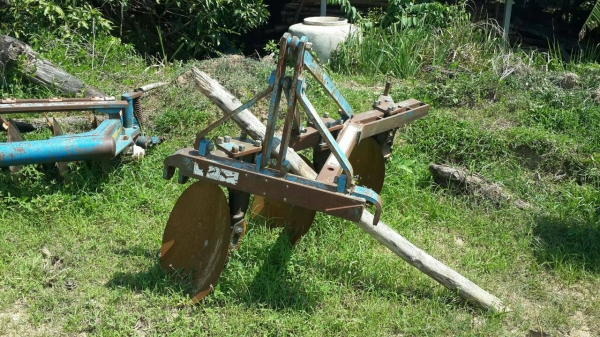 ขายรถไถ Ford 7410 2 เพลาพร้อมอุปกรณ์