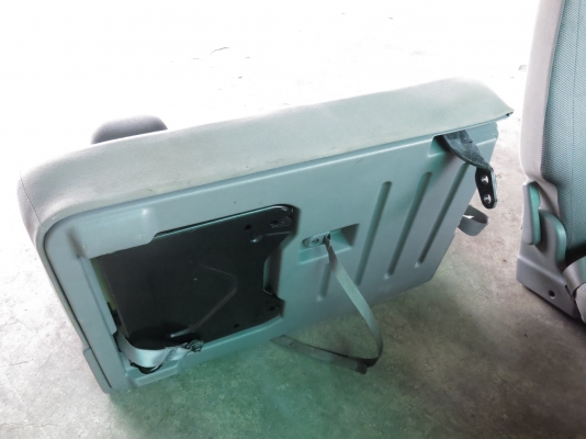 เบาะรถตู้ คู้หน้า คู้ท้าย