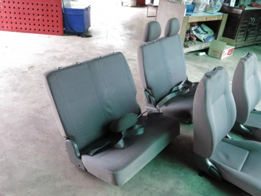 เบาะรถตู้ คู่หน้า คู้ท้าย