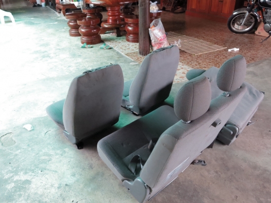 เบาะรถตู้ คู่หน้า คู้ท้าย