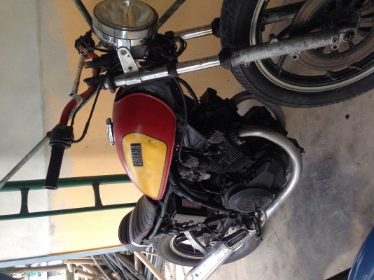 ขาย YAMAHA SX250cc. รุ่นคุณปู่สภาพตามรูปเครื่องดีเหมาะสำหรับนักปั้นราคา30,000บาทครับมาดูรถได้ที่ สุพรรณบุรี สนใจติดต่อ 092-6429114 คีม LINE ID: kem88cafe