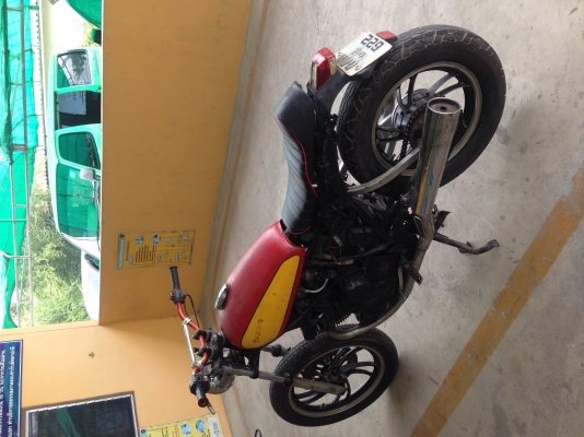 ขาย YAMAHA SX250cc. รุ่นคุณปู่สภาพตามรูปเครื่องดีเหมาะสำหรับนักปั้นราคา30,000บาทครับมาดูรถได้ที่ สุพรรณบุรี สนใจติดต่อ 092-6429114 คีม LINE ID: kem88cafe