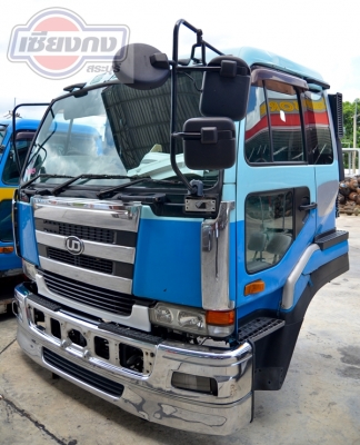 NISSAN รุ่น ปลาวาฬ - ตาเพชร NISSAN รุ่น ปลาวาฬ - ตาเพชร