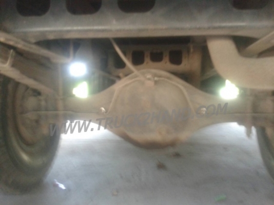 รถบรรทุก 6 ล้อ HINO สมอทอง