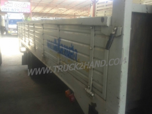 รถบรรทุก 6 ล้อ HINO สมอทอง