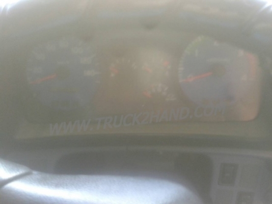 รถบรรทุก 6 ล้อ HINO สมอทอง