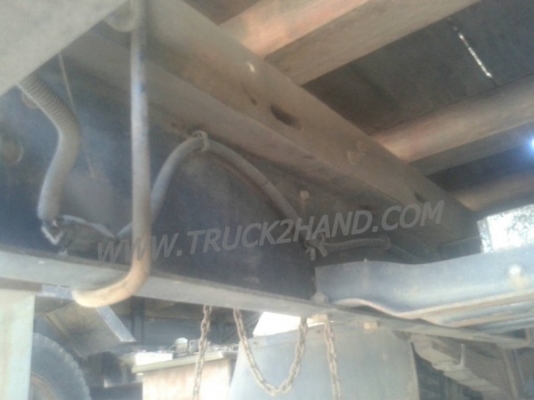 รถบรรทุก 6 ล้อ HINO สมอทอง