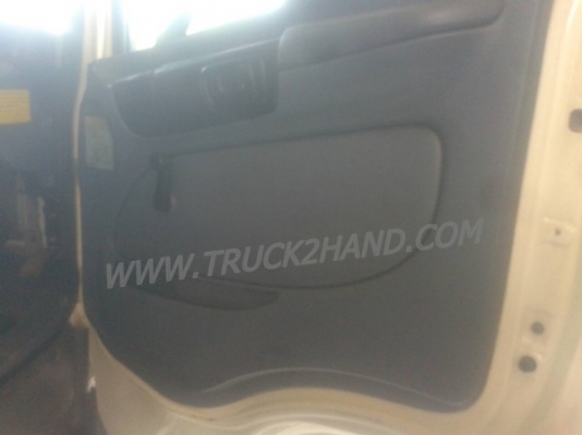 รถบรรทุก 6 ล้อ HINO สมอทอง