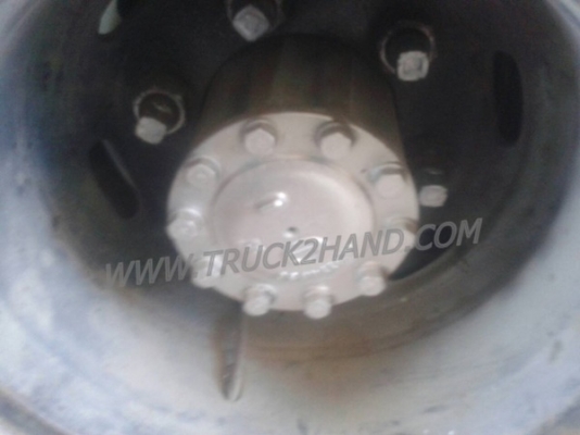 รถบรรทุก 6 ล้อ HINO สมอทอง