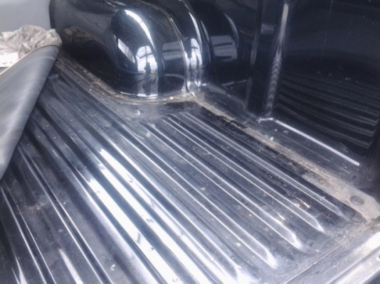 2002 ford 2.5 ranger 4wdโฟร์วีล 4 ประตู สีดำ top 180000