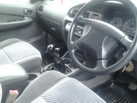 2002 ford 2.5 ranger 4wdโฟร์วีล 4 ประตู สีดำ top 180000