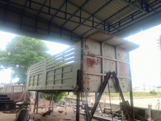 กระบะสิบล้อดั้ม ยาว 6 เมตร กว้าง 245 พร้อมกระบอก ปั๊ม ไม่มีคัชชีเทียม พื้นไม่ได้ปู คัชชีดั้มสวย กระบะสิบล้อดั้ม ยาว 6 เมตร กว้าง 245 พร้อมกระบอก ปั๊ม ไม่มีคัชชีเทียม พื้นไม่ได้ปู คัชชีดั้มสวย