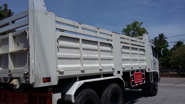 ขายเมก้า 260 ดัํ๊ม 2 เพลา ปี 47