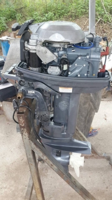 ขายด่วน เครื่องเรือยามาฮ่า 25 แรง สตาร์ทไฟฟ้า สวยมากๆ