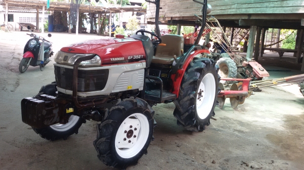 ขายรถไถยันม้า35แรงพร้อมไช้งานรถอยู่ วังบัว คลองขลุง กำแพงเพชร  ราคา168000บาท  มีผาน5อันพร้อมทะเบียน สนใจสอบุถามได้ที่081 3655997 อ๋าพร  พาเจริญ  ราคาต่อรองได้อีกนะครับ