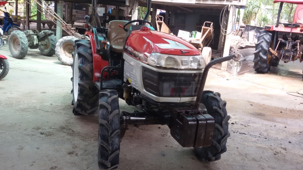 ขายรถไถยันม้า35แรงพร้อมไช้งานรถอยู่ วังบัว คลองขลุง กำแพงเพชร  ราคา168000บาท  มีผาน5อันพร้อมทะเบียน สนใจสอบุถามได้ที่081 3655997 อ๋าพร  พาเจริญ  ราคาต่อรองได้อีกนะครับ