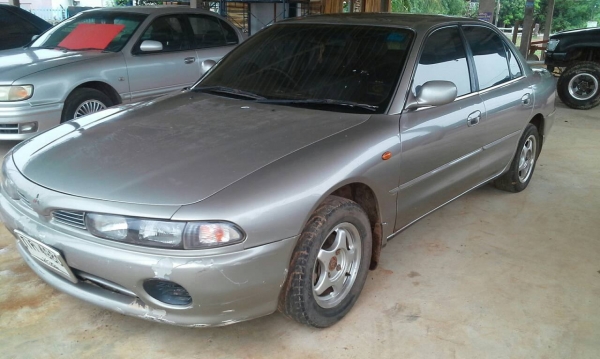 MITSU GALANT ULTIMA เกียร์ออโต้ ไฟฟ้า เพาเวอร์ แกสแล้วค่ะ ภาษี57