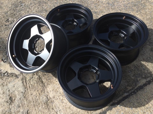 แม็ก LENSO 5ก้าน ลาย Bradley ขอบ 16x8 ออฟลบ -25 สวยครับ แม็ก LENSO 5ก้าน ลาย Bradley ขอบ 16x8 ออฟลบ -25 สวยครับ