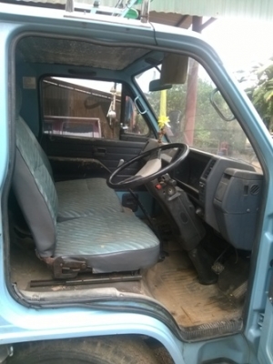 ขายหกล้อดั๊ม nkr 110 แรง