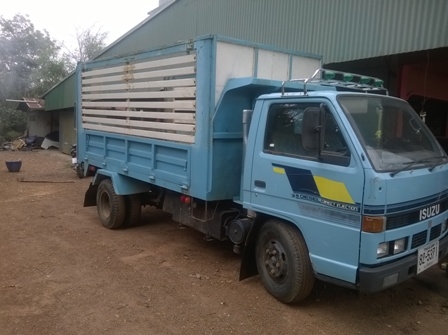 ขายหกล้อดั๊ม nkr 110 แรง