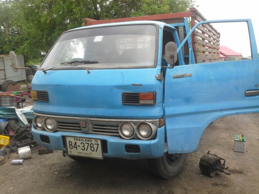 ขาย   isuzu   elf  ทะเบียนขาด  2  ปี