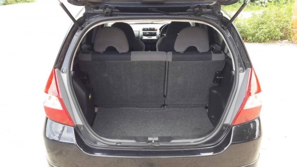 ขาย Honda jazz ปี 47สีดำสวยมาก เกียร์ออโต้ ราคา 235,000 บาท ++++++++ ขาย Honda jazz ปี 47สีดำสวยมาก เกียร์ออโต้ ราคา 235,000 บาท ++++++++