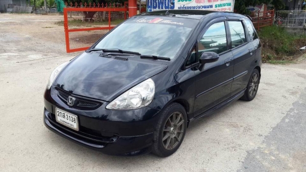 ขาย Honda jazz ปี 47สีดำสวยมาก เกียร์ออโต้ ราคา 235,000 บาท ++++++++ ขาย Honda jazz ปี 47สีดำสวยมาก เกียร์ออโต้ ราคา 235,000 บาท ++++++++