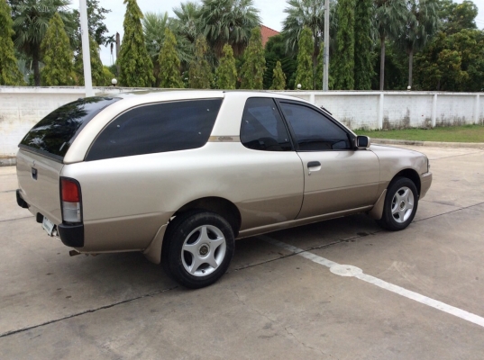 ขายรถ นิสสัน nv แคปใหญ่ wingroad ปี01 เครื่องเดิม 1.6 เกียร์ธรรมดา ติดแก๊ส LPG เพาเวอร์ ภายในสวยๆเบาะสวยสะอาด แอร์หนาว วิทยุCDพร้อม ตัวถังบางเดิมทั้งคัน สีเงาสวยบาง ห้องเครื่องเดิมๆไม่มีชน แม็ก14" รถสวย ขับดีมาก พร้อมใช้งานครับ