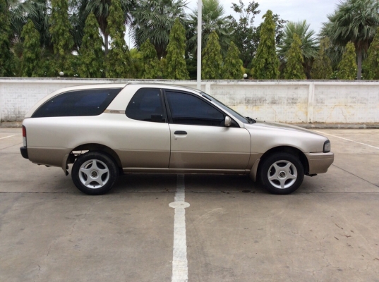 ขายรถ นิสสัน nv แคปใหญ่ wingroad ปี01 เครื่องเดิม 1.6 เกียร์ธรรมดา ติดแก๊ส LPG เพาเวอร์ ภายในสวยๆเบาะสวยสะอาด แอร์หนาว วิทยุCDพร้อม ตัวถังบางเดิมทั้งคัน สีเงาสวยบาง ห้องเครื่องเดิมๆไม่มีชน แม็ก14" รถสวย ขับดีมาก พร้อมใช้งานครับ