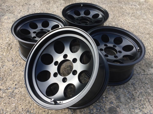 แม็กหยดน้ำลาย Mickey ขอบ 16x8 ET-10 สภาพสวยๆ